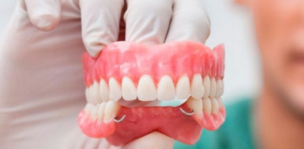 Bảng giá răng tháo lắp Bảng giá răng tháo lắp