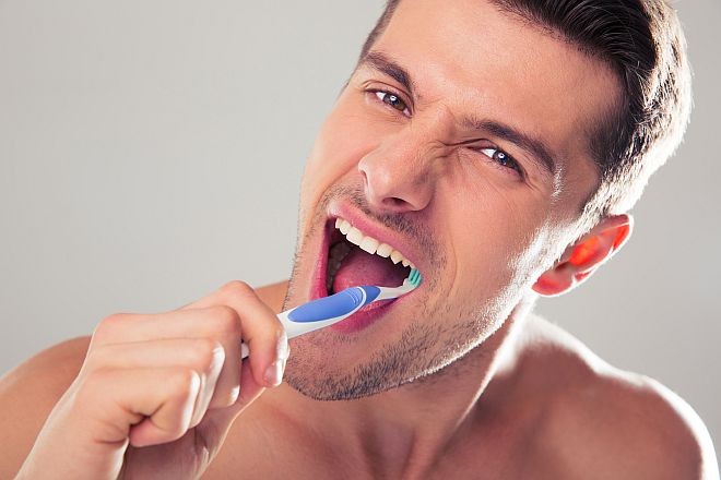 Làm trắng răng không khó chỉ khó khi bạn không biết những điều này Làm trắng răng không khó chỉ khó khi bạn không biết những điều này