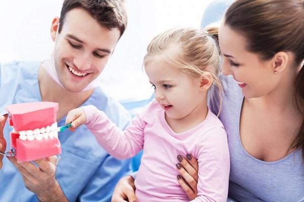Những yếu tố thường làm hư răng ở trẻ Những yếu tố thường làm hư răng ở trẻ