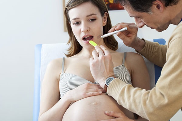 Sâu răng ảnh hưởng thế nào đến mẹ bầu và thai nhi Sâu răng ảnh hưởng thế nào đến mẹ bầu và thai nhi