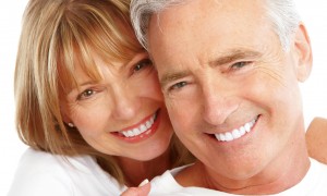 Những  bệnh về răng thường gặp ở  người cao tuổi